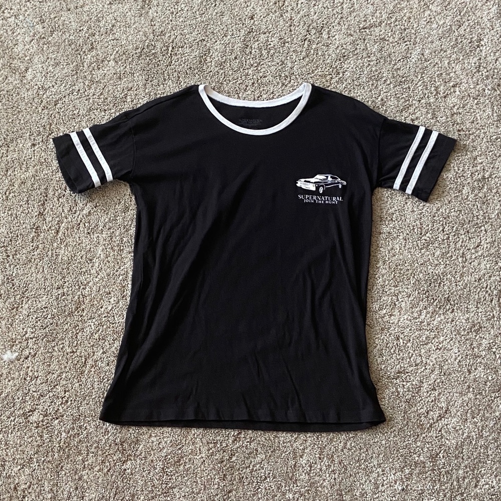 Women's Supernatural graphic tee